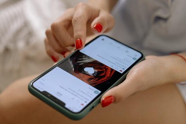 an image of someone browsing on the instagram app